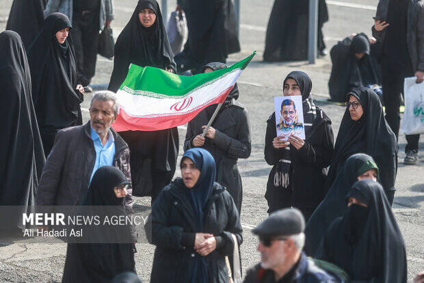 بدرقه «سردار نائینی» روی شانه کاشانی‌ها؛سخنگوی سپاه در کاشان آرام گرفت