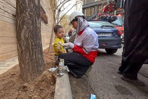تصویری ماندگار در تهران پس‌ از بمباران