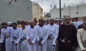 آیین سنتی عمانی‌ها در ستایش نیروهای مسلح ایران