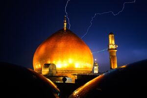 تصاویری دیدنی از لحظه ایجاد رعدوبرق در آسمان سامرا