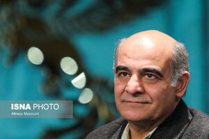 عکس/ حضور سیاوش چراغی‌پور بازیگر، در جمع هلال‌احمری‌ها