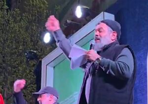 رزمنده‌ای جان منی؛ بزن که خوب میزنی