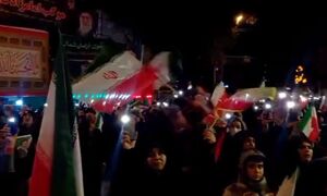 فیلم/ بزن که خوب میزنی در تجمع مردم بجنورد