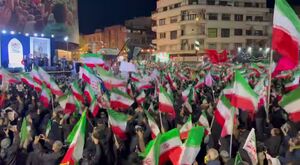 فیلم/ رجزخوانی حماسی حسین طاهری در میان مدافعان ایران