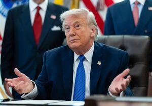 ترامپ حاضر است بدون بازگشایی تنگه هرمز به جنگ پایان دهد