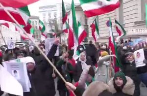 شعار"بزن که خوب میزنی" این‌بار در لندن