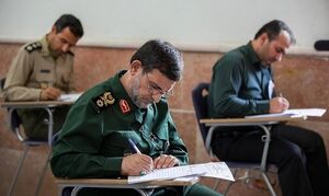 تصویری از شهید تنگسیری در سر آزمون دکترا