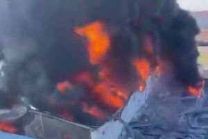 فیلم/ آتش‌سوزی ناشی از اصابت پهپاد به اربیل