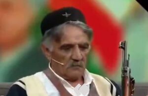 فیلم/ مرد لردگانی که با برنو به بلک هاوک آمریکایی شلیک کرد