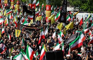 اجتماع عظیم امت عزادار ایران در سوگ قائد شهید/ پزشکیان و مسئولان در جمع مردم سوگوار پایتخت +عکس و فیلم