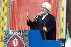 عکس/ نماز جمعه تهران در حرم مطهر امام خمینی(ره)