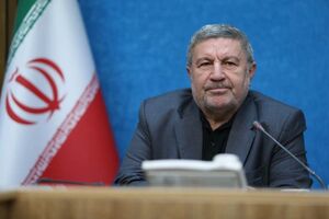 دولت: در میدان دیپلماسی نیز از عزت و حق خود عقب نخواهیم نشست
