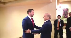 فیلم/ جی دی ونس با نخست وزیر پاکستان دیدار کرد