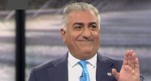 توصیف سردبیر وال‌استریت ژورنال از رضا پهلوی: احمقی!