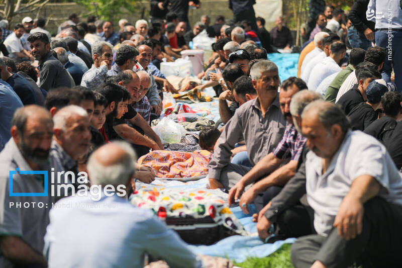 عکس/ عید مردگان در مازندران