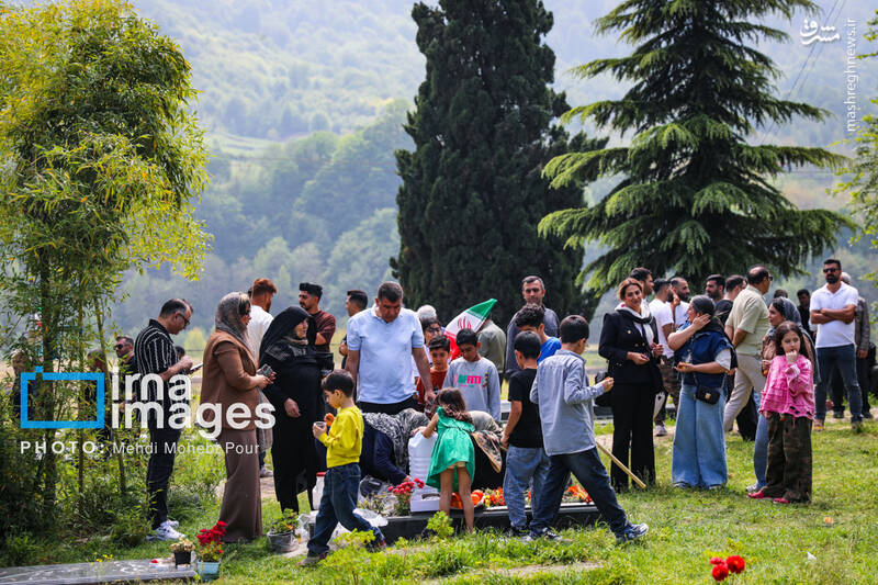 عکس/ عید مردگان در مازندران