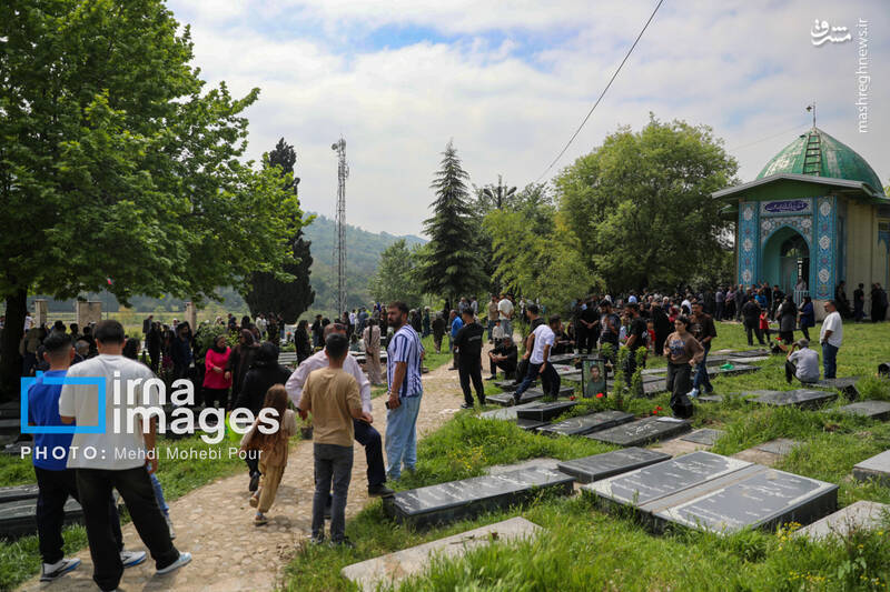 عکس/ عید مردگان در مازندران