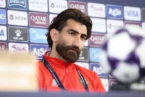 بیرانوند: مرد روزهای سخت هستیم؛ بمباران سالن ۱۲ هزار نفری آزادی فاجعه بود