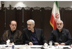 نشست مشترک هیأت رئیسه مجلس و رؤسای کمیسیون‌های تخصصی با وزیر اقتصاد