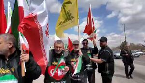 فیلم/ زنجیره انسانی خبرنگاران ترکیه مقابل نیروگاه تبریز