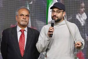حضور هنرمندان و مسئولان در دهمین شب مراسم باغ فردوس