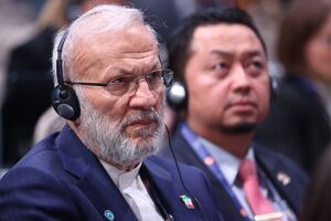 متکی: با اولین شلیک آمریکا، جنگ زمینی را آغاز کنیم/ کیف خون آلودی که صدای ایران شد