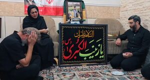 فیلم/ روضه خوانی در منزل تنها شهید مفقود الاثر مدرسه میناب
