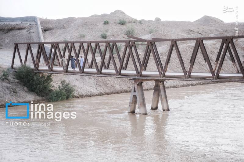 عکس/ ورودی آب به منطقه سیستان پس از سالها خشکسالی