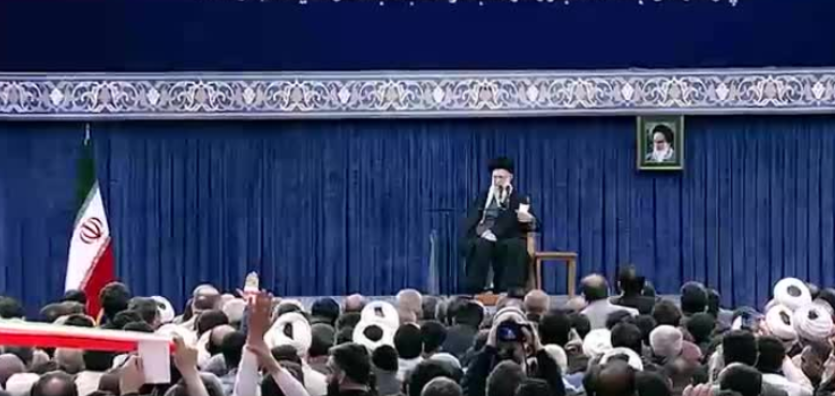 چه کسانی در جنگ رمضان برای وطن خواندند/ شاهکار خوش‌صداها با بیش از ۱۰۰ نماهنگ حماسی +فیلم  و صوت