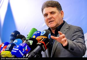 زینی‌وند: تعویق انتخابات برای حفظ انسجام ملی در شرایط جنگی بود
