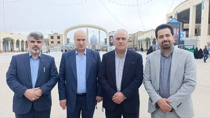 دیدار رئیس فدراسیون فوتبال با خانواده امیر شهید سپهبد موسوی در قم