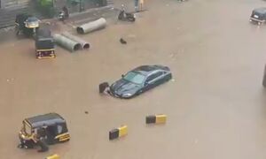 فیلم/ سیل‌ مهیب در هند و نپال با بیش از ۱۵۰ کشته