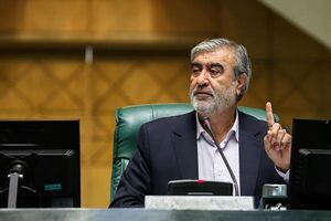 رئیس کمیسیون امنیت ملی: اگر دشمن زبان دیپلماسی را نمی‌فهمد، میدان معادلات را تغییر می‌دهد