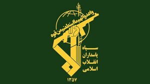 توقیف دو کشتی متخلف توسط نیروی دریایی سپاه