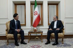 دیدار فرستاده ویژه وزیر امور خارجه کره‌جنوبی با عراقچی