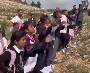 اعتراض کودکان فلسطینی به محرومیت از تحصیل