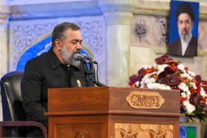 فیلم/ "یک ایرانه و یک امام رضا(ع)" با نوای حاج محمود کریمی