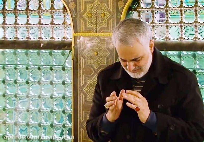 تصاویری از حضور حاج قاسم در حرم رضوی