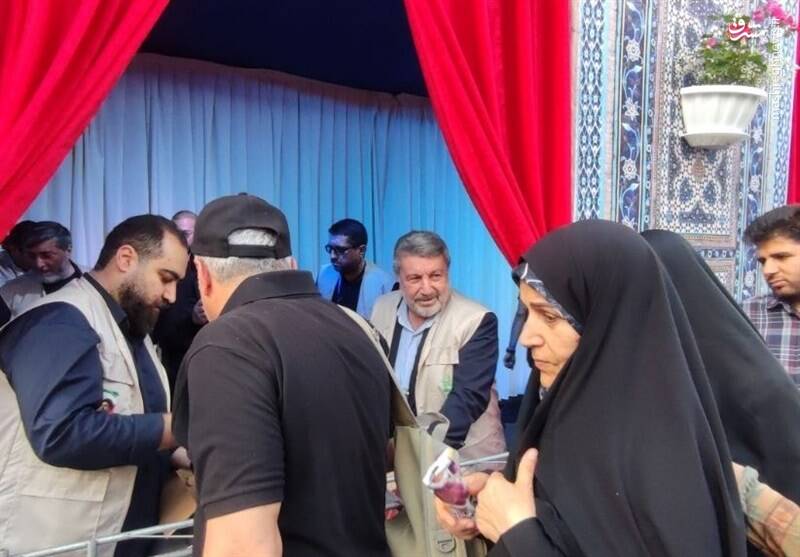 اجتماع بزرگ امام‌رضایی‌ها در تهران/ استقرار ۲۰۰۰ موکب مردمی در مسیر ۱۰ کیلومتری میدان امام حسین تا آزادی+ عکس و فیلم