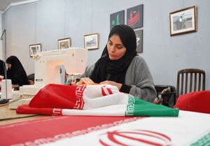 عکس/ دختران ایران در میانه جنگ