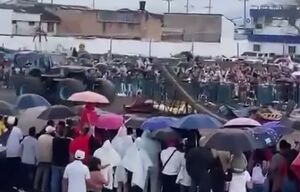 فیلم/ برخورد مرگبار خودرو غول‌پیکر به جمعیت در کلمبیا