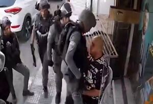 حمله نظامیان صهیونیست به مغازه‌دار فلسطینی