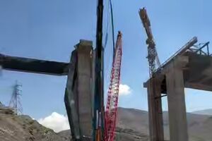 فیلم/ آغاز بازسازی پل B۱ کرج