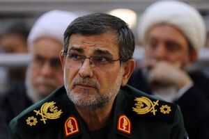 ویدئو دیده نشده از شهید تنگسیری در کنار خانواده