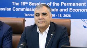 وزیر نفت: دشمن خیال خام دارد؛ تولید نفت در جنگ کاهش نیافت