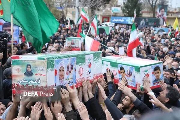 گفتگو با مادر خانواده شهیدان رستمی