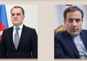 رایزنی عراقچی و وزیر امور خارجه جمهوری آذربایجان درباره تحولات منطقه