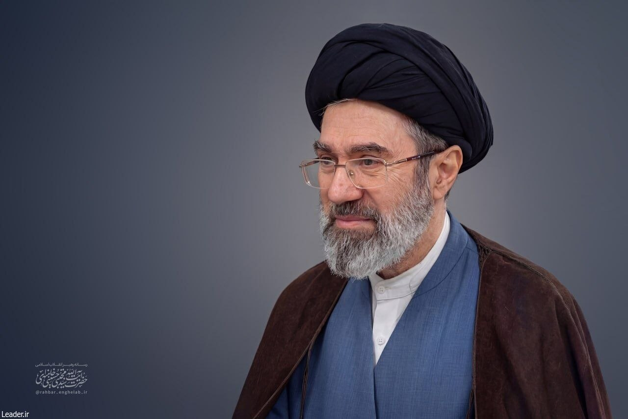 بررسی دادهمحور یازده پیام رهبر انقلاب اسلامی/ گفتمان رهبر جدید درباره نقش ایران در منقطه و جهان