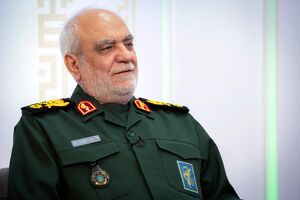 شهید خادمی از نوجوانی اهل تلاش و اخلاص بود