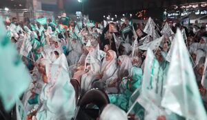 فیلم/ جشن تکلیف دختران در میدان فاطمی تهران